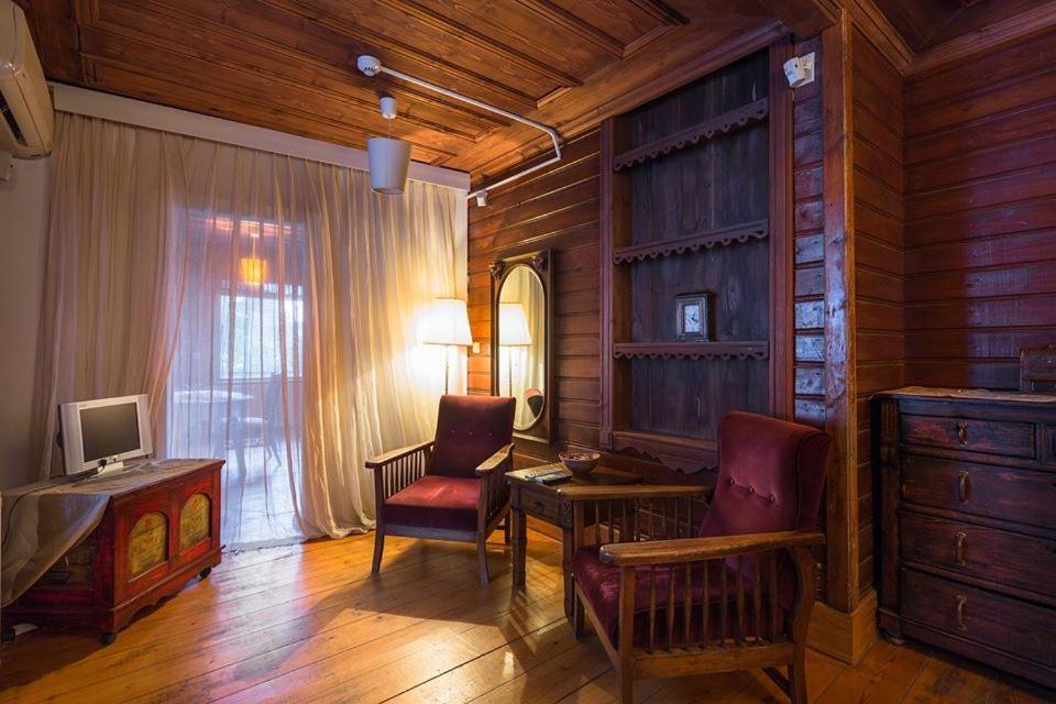 Kosk Orman Butik Hotel Adalar  Exteriör bild